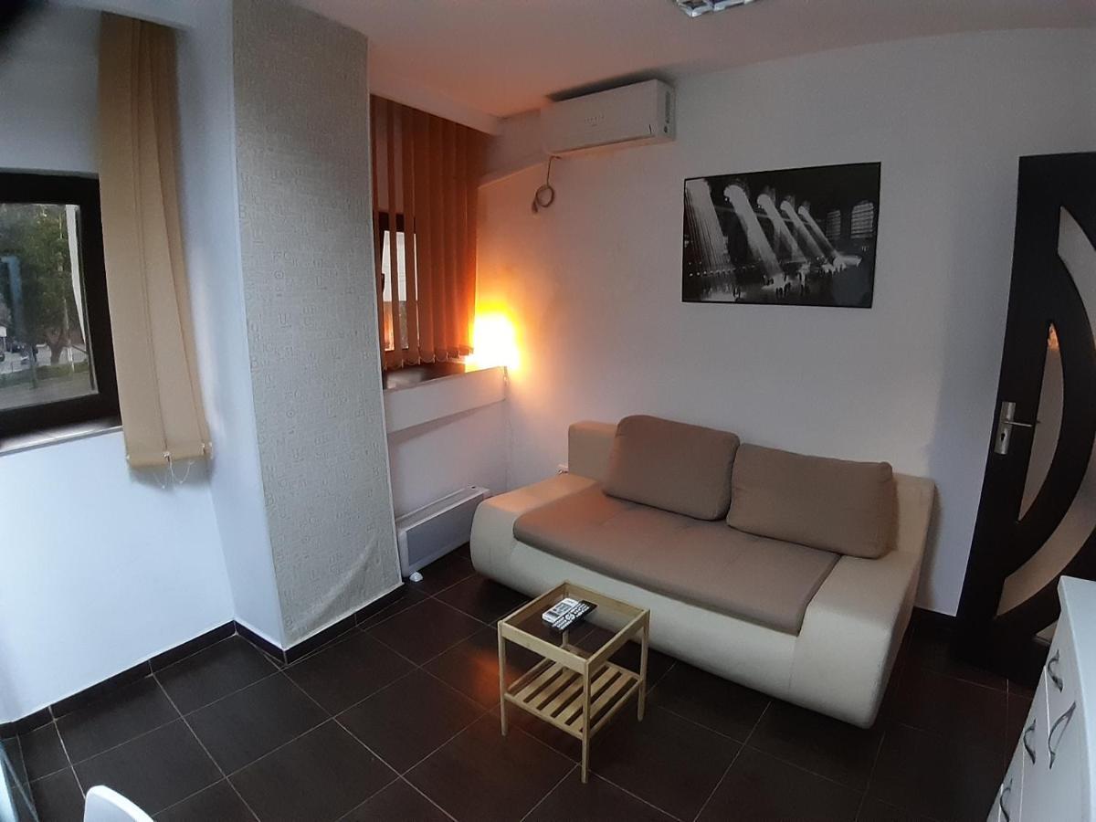 Piata Rosetti Universitate Apartman Bukarest Kültér fotó